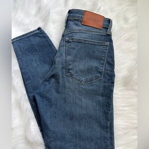 Lucky Brand Blue Denim Jeans with Brown Patch